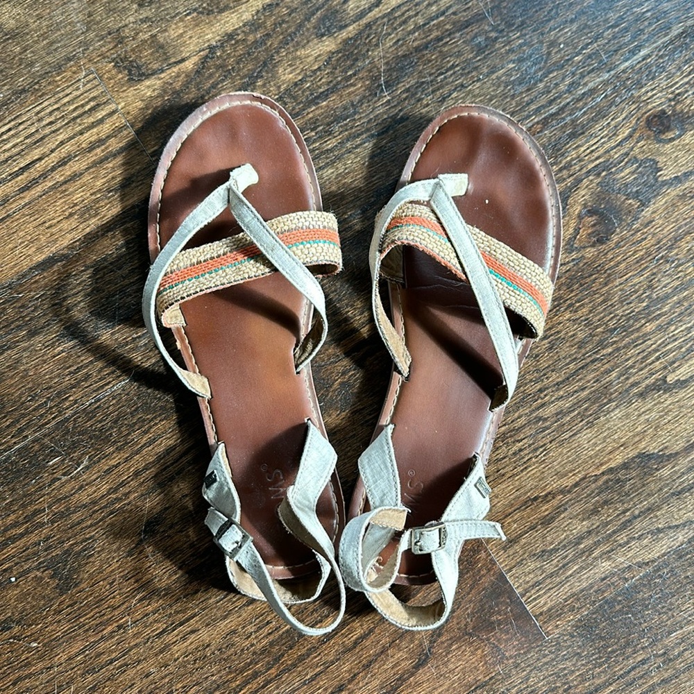 Tom’s sandals size 9.5